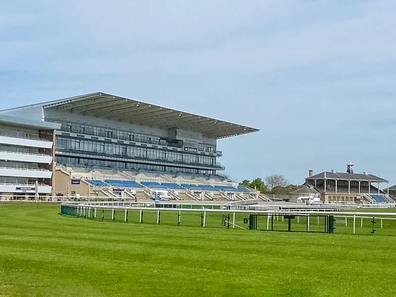 British Horseracing cancels fixtures