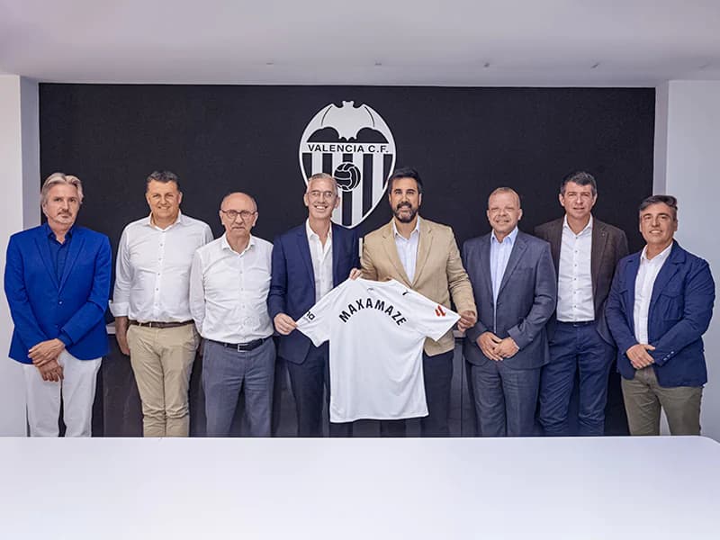 Stadium experiences company MaxAmaze founding partner of Nou Mestalla