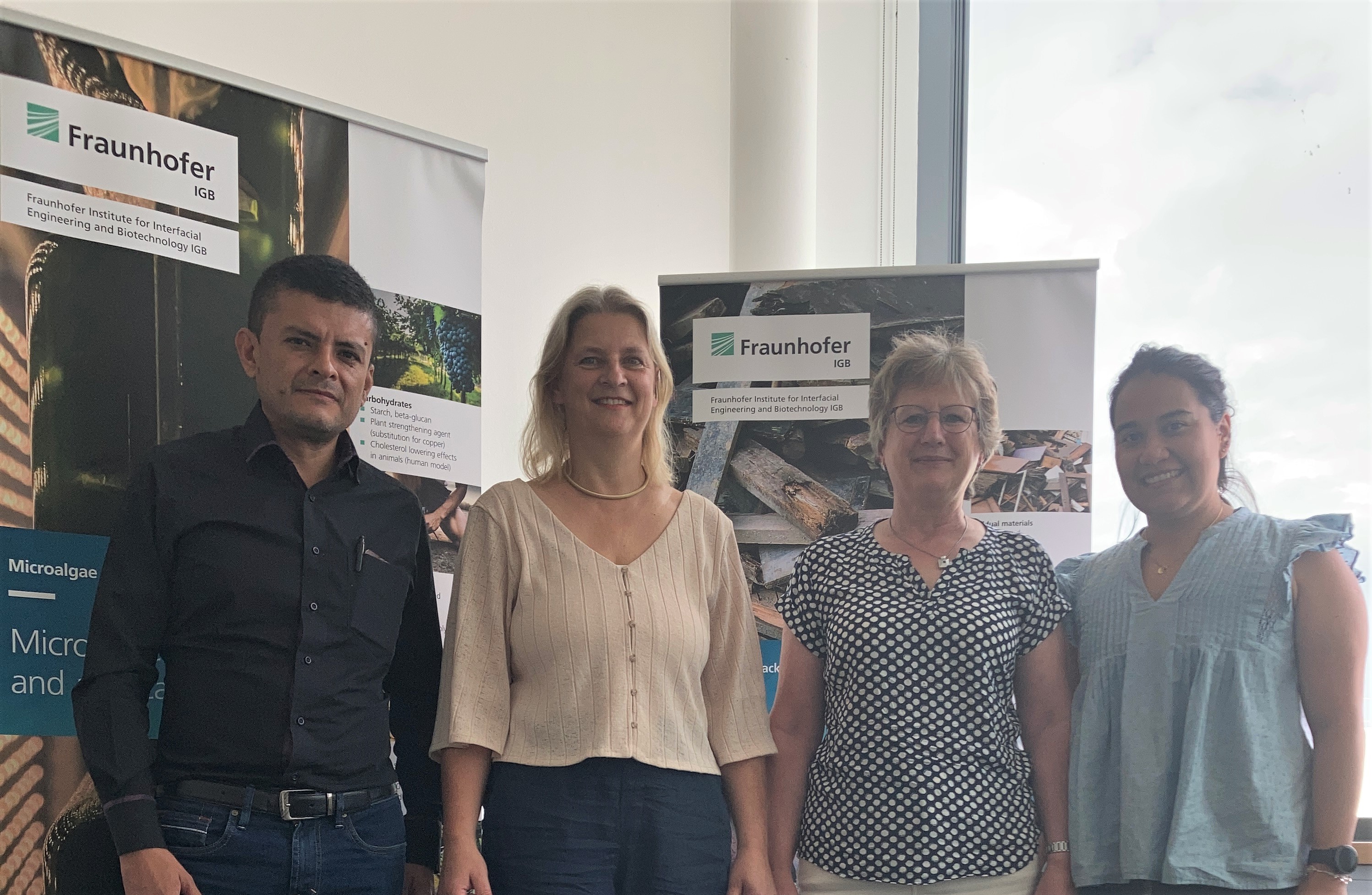 Dr. Alexander Meneses (Unab), Dr.-Ing. Ursula Schließmann (Jefe Adjunta del Instituto), Dr. Ulrike Schmid-Staiger , Dr. Tatiana Guarín (Unab)