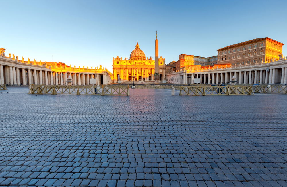 View of St. Peters Cathedral early in the morning 