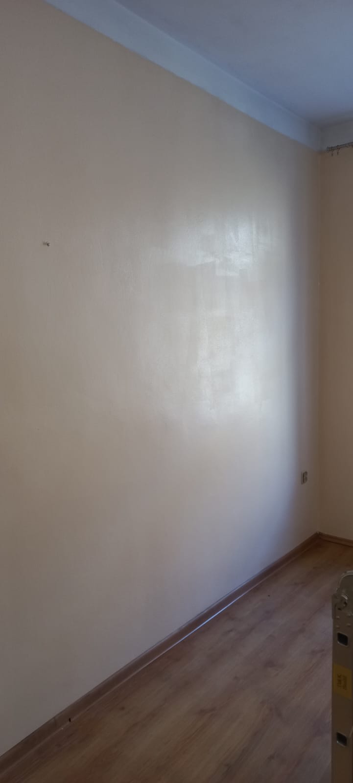 Naprawa ubytków w ścianie