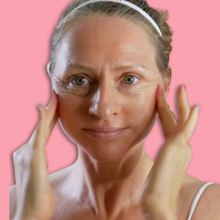 jen holding skin up