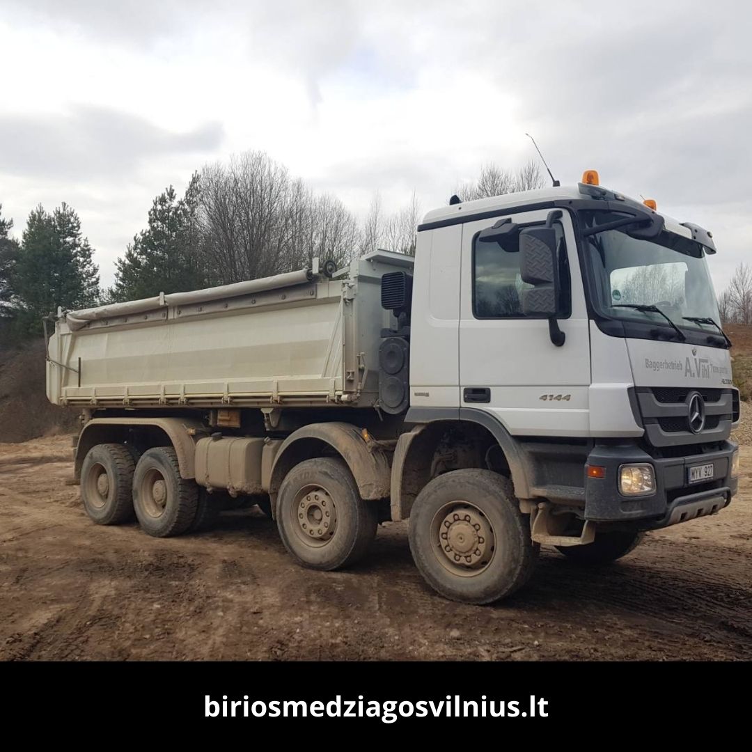 Birios medžiagos, pristatymas, darbai Vilniuje 7
