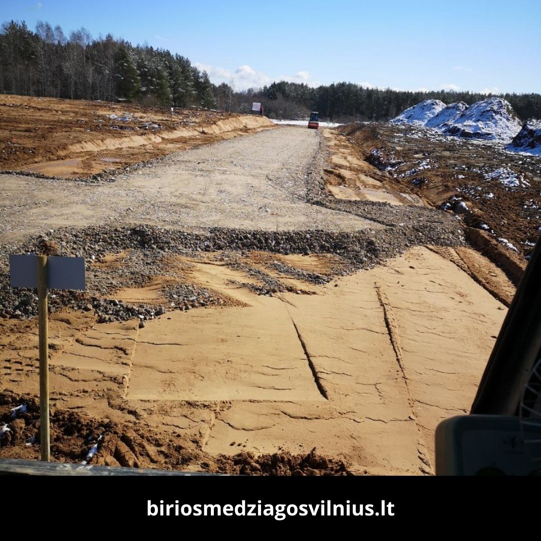 Birios medžiagos, pristatymas, darbai Vilniuje 4