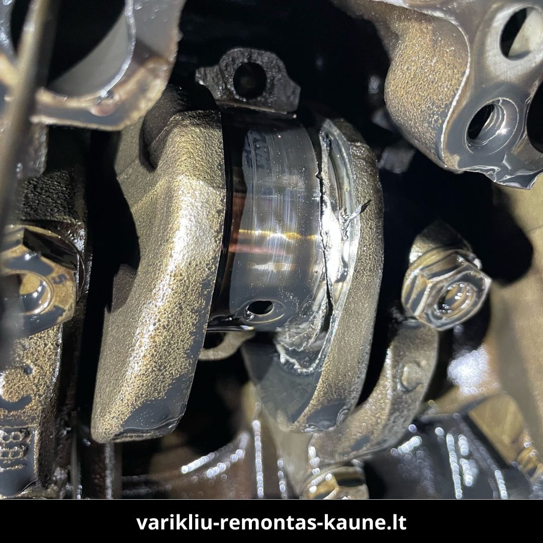 varikliu remontas Kaune