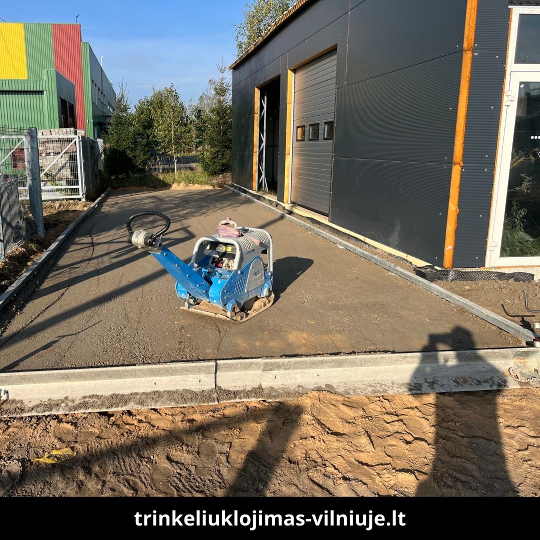 Trinkelių klojimas Vilniuje atlikti darbai 2