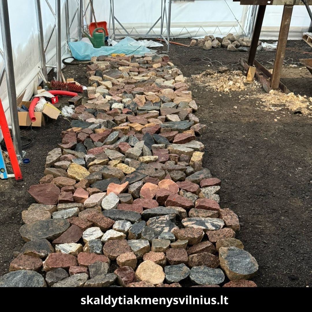 Skaldyti akmenys Vilniuje 1