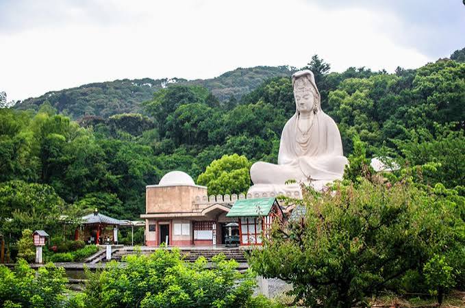 Ryōzen Kannon Temple Higashiyama Kioto Japón 2026