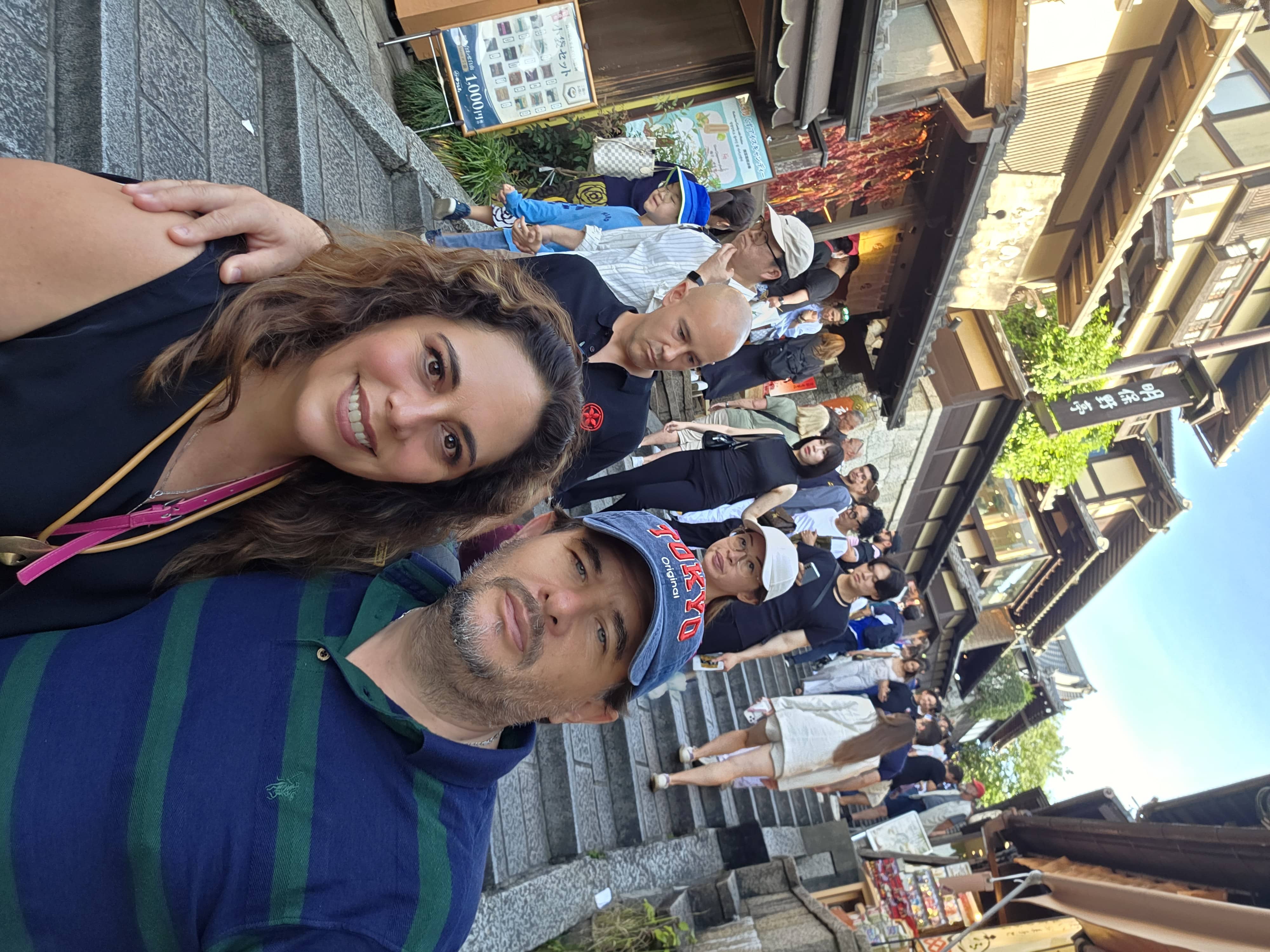 Matsubara-dori Higashiyama Kioto Japón 2026