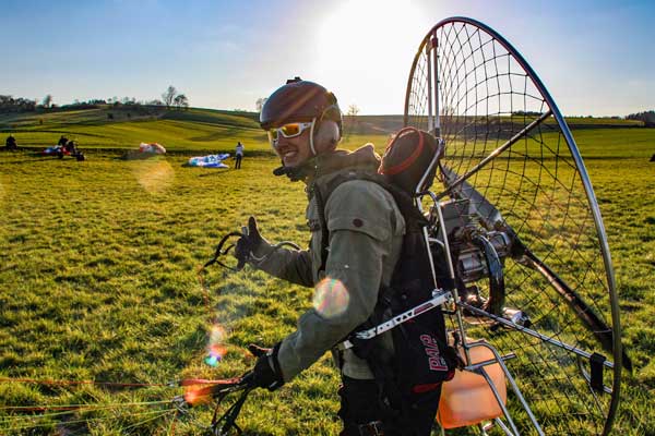 Motorschirmfliegen