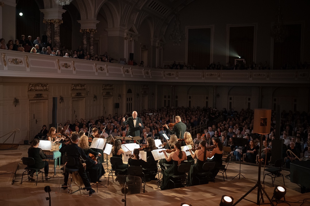 Odwiedź naszą stronę internetową